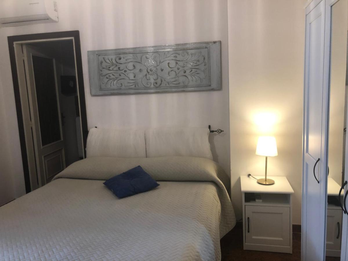 Ma.Di Bb Bed & Breakfast ร็อกกา ซานโจวานี ภายนอก รูปภาพ