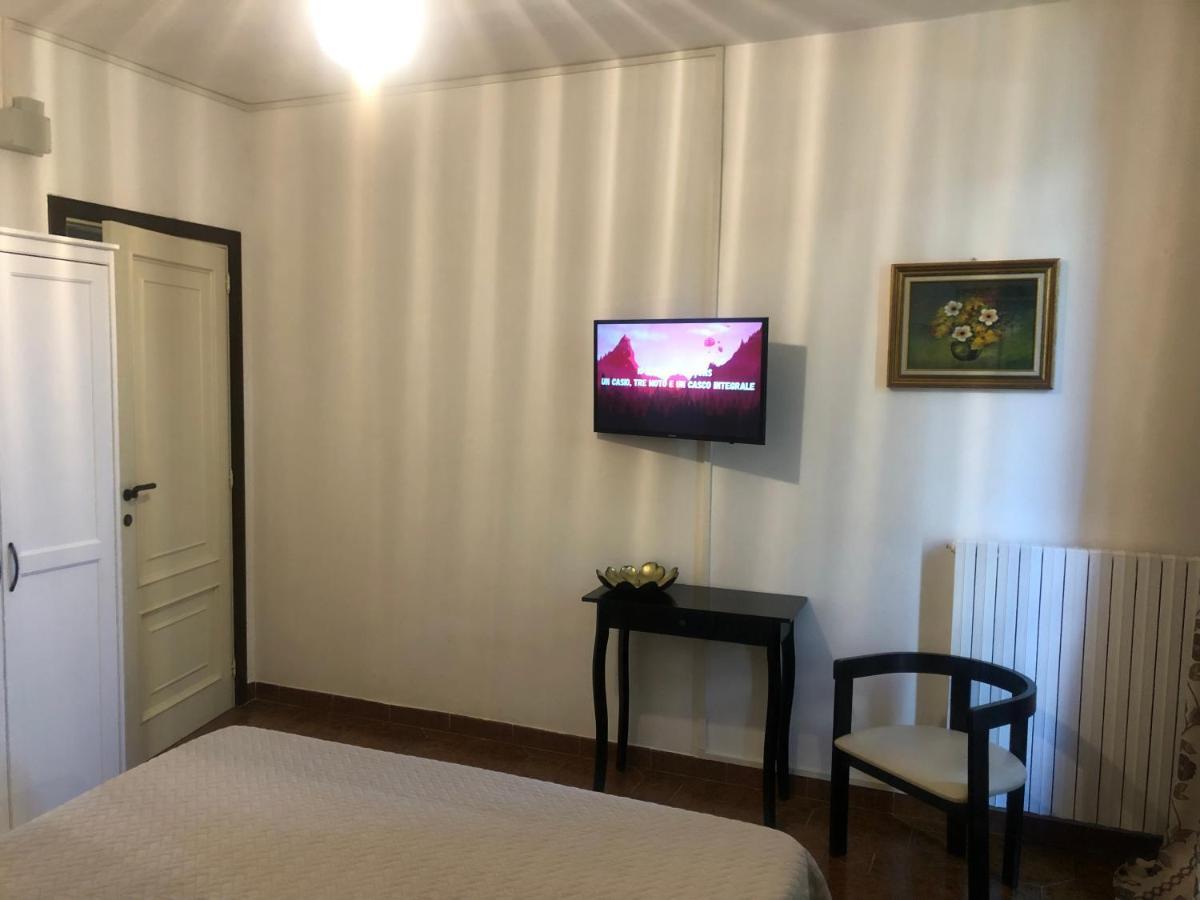 Ma.Di Bb Bed & Breakfast ร็อกกา ซานโจวานี ภายนอก รูปภาพ