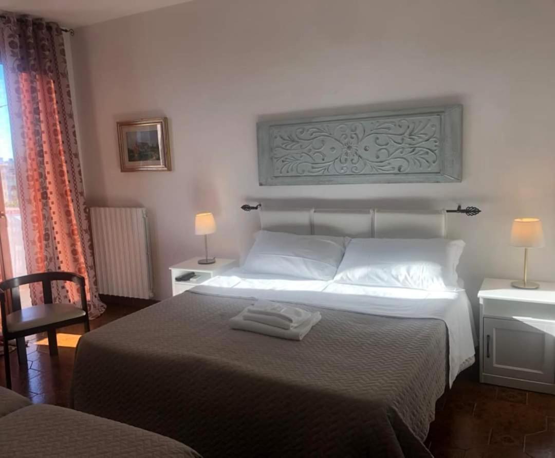 Ma.Di Bb Bed & Breakfast ร็อกกา ซานโจวานี ภายนอก รูปภาพ